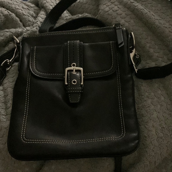 Black Coach bag - Picture 1 of 5